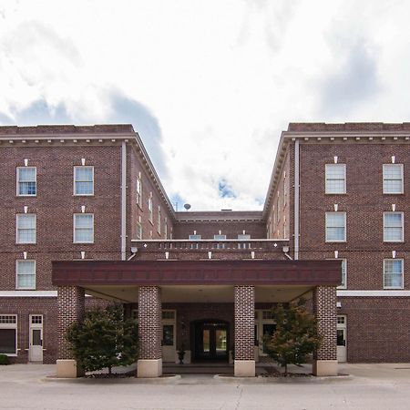 Liberty Hotel, Ascend Hotel Collection Cleburne Ngoại thất bức ảnh