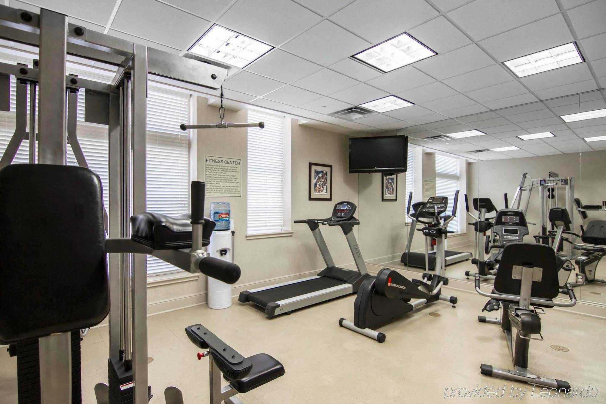 Liberty Hotel, Ascend Hotel Collection Cleburne Ngoại thất bức ảnh